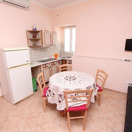 Apartments Casa Menis Rovinj Bilik gambar