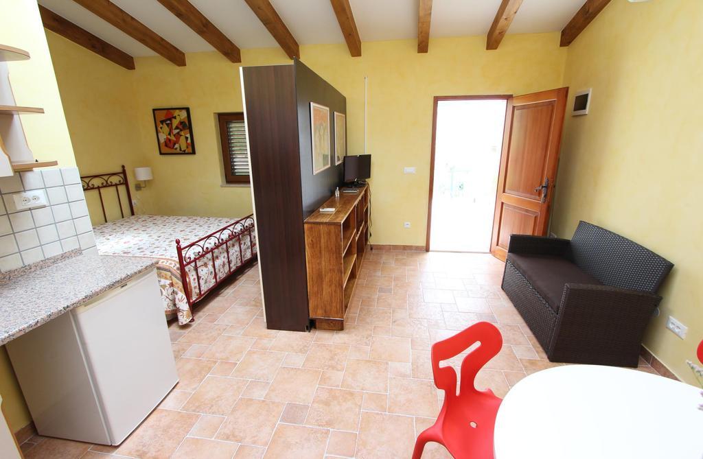 Apartments Casa Menis Rovinj Bilik gambar